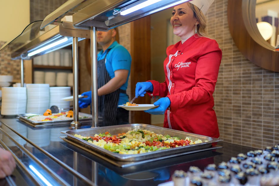 Risipa alimentară alarmantă în hotelurile all-inclusive de pe litoralul românesc