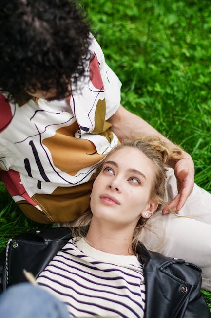 Sebastian Stan și Annabelle Wallis, vedete la Cannes 2026 cu vestea despre sarcină