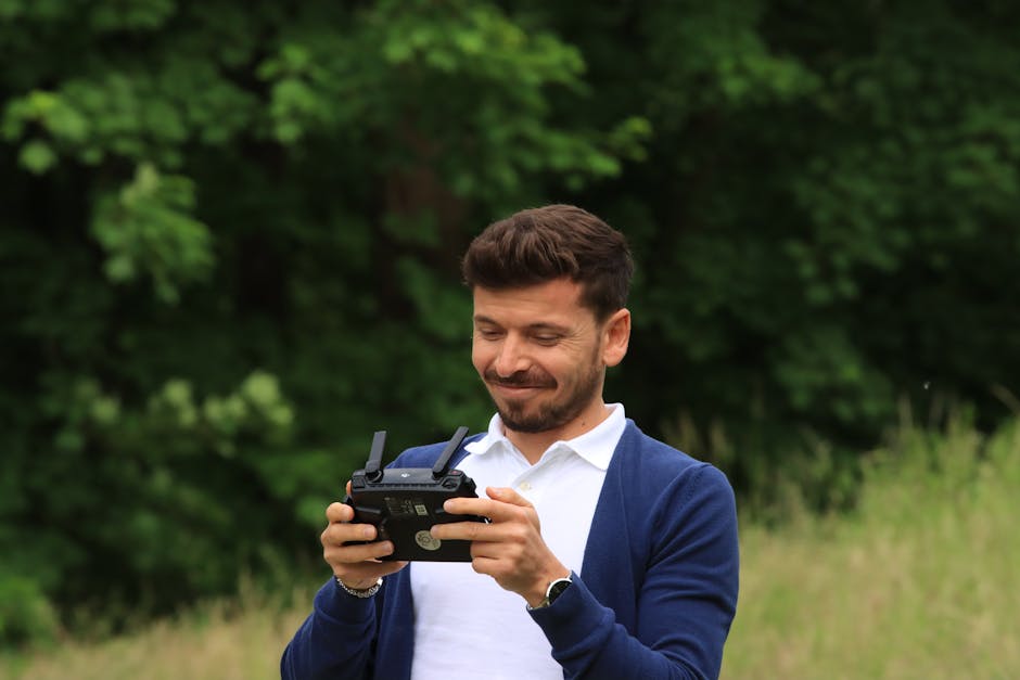 Eroul român: Pilotul care a doborât o dronă în Estonia primește distincția de la ministrul Radu Miruță
