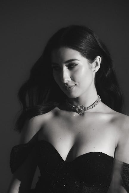 Demi Moore își reafirmă eleganța la Cannes 2026 cu o apariție memorabilă
