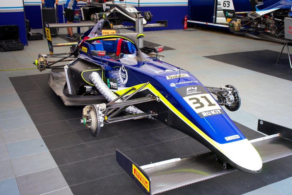 David Cosma Cristofor în fruntea competiției Italian F4 la Vallelunga