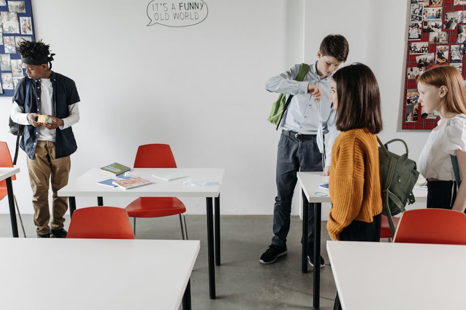 Agresiune șocantă la o școală din Bistrița: o profesoară și un elev, răniți grav