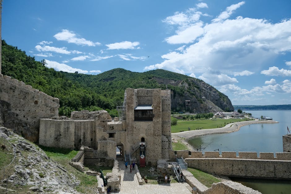 Cetatea Ladislau revine în circuitul turistic după restaurare completă