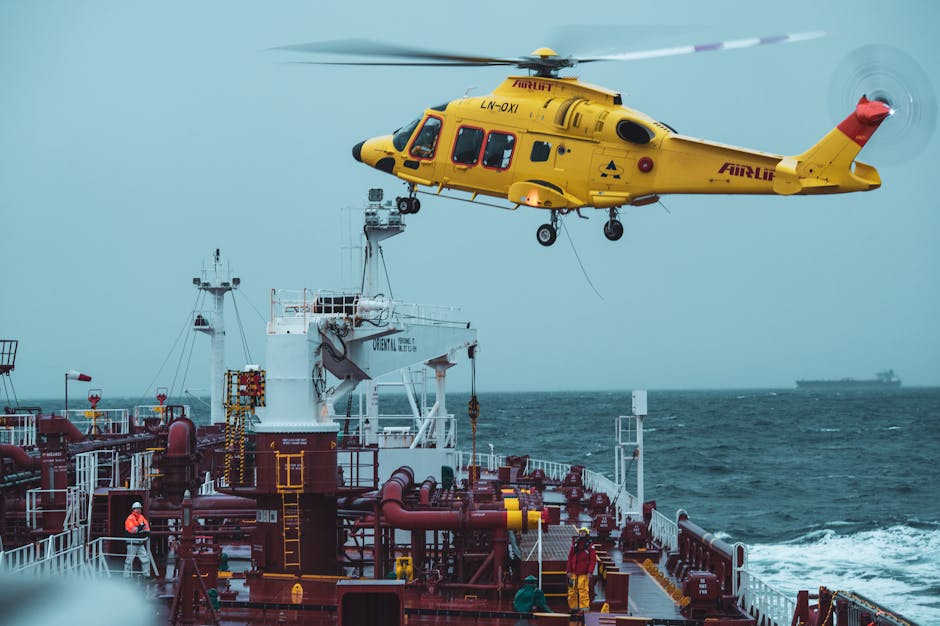 Nava cargo s-a scufundat în Marea Neagră, salvarea echipajului în extremis