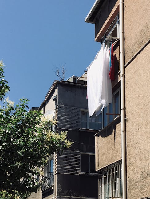 Craiova impune amenzi drastice pentru rufele întinse la geam