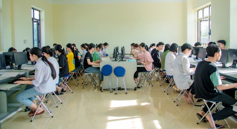 Universitatea din Petroșani își extinde orizonturile printr-o misiune academică în China