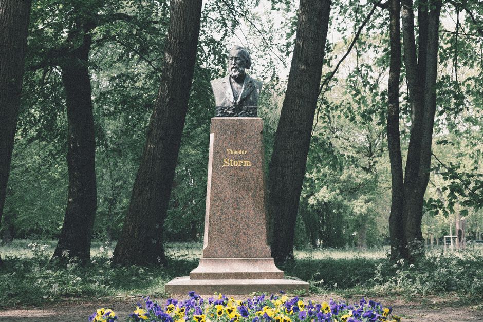 Theodor Stolojan, onorat cu titlul de Cetățean de Onoare în Dâmbovița