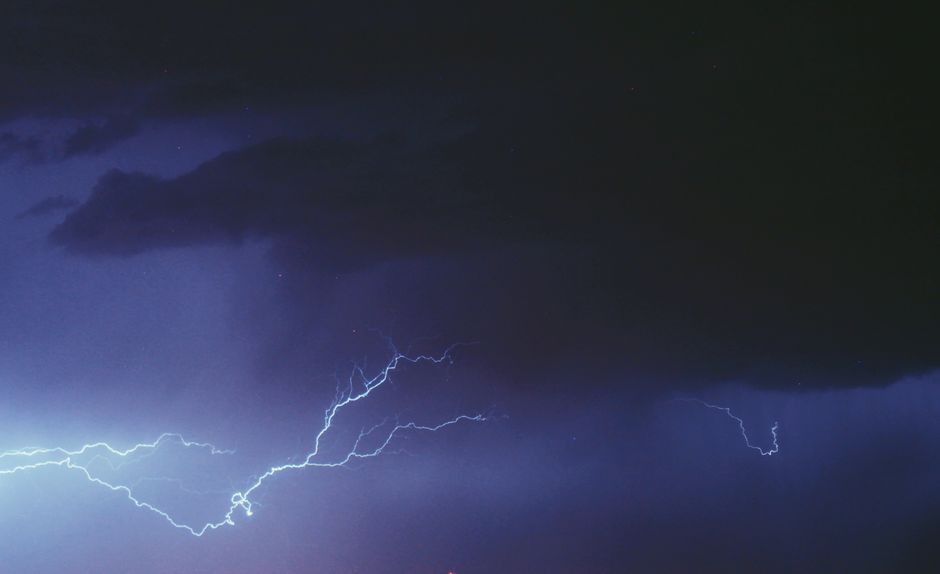 Furtuni iminente în Olt: Cod Galben de instabilitate atmosferică