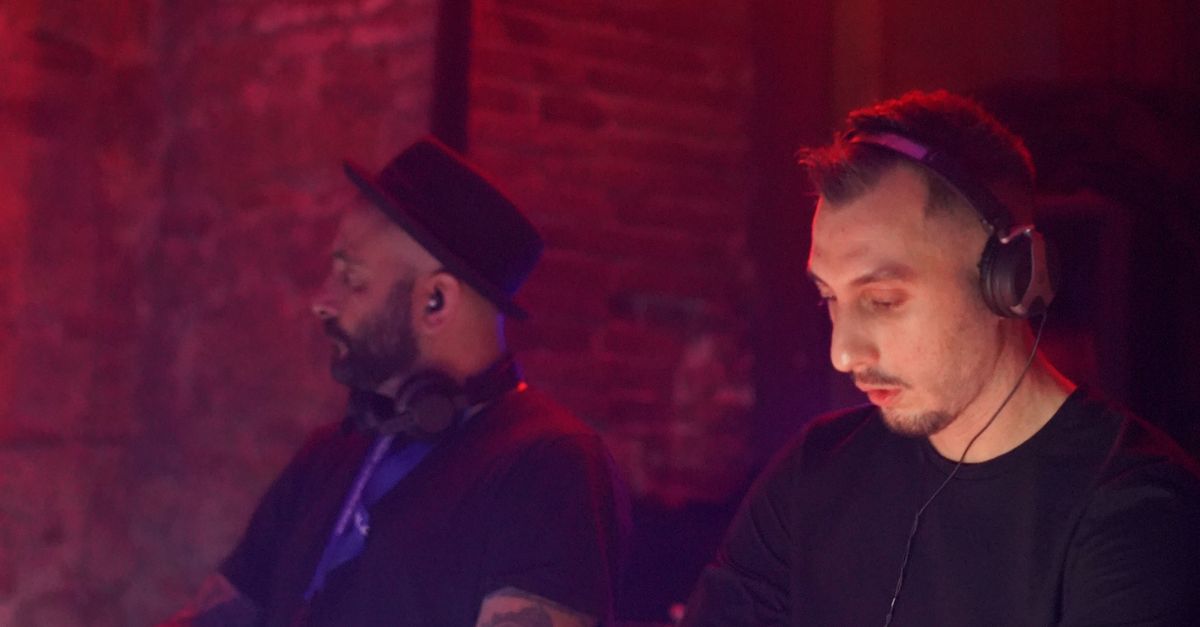 Un politician DJ: Alin Tișe lansează o carte și mixează live în Cluj