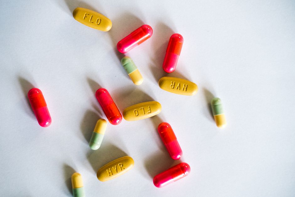 Revoluție în farmacii: Medicamentele se eliberează fără rețetă pe hârtie