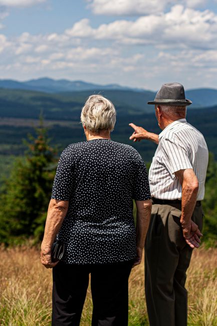 Pensionarii din Bistrița-Năsăud: un număr impresionant și o diversitate de vârstă