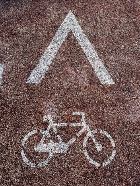 Iașul se confruntă cu lipsa pistelor de biciclete: ce planuri are primăria pentru viitor