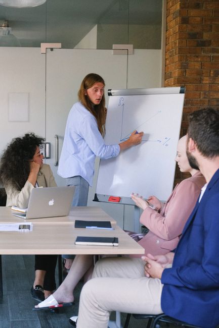 Elevii și profesorii din Baia Mare își dezvoltă abilitățile prin stagii de practică internaționale
