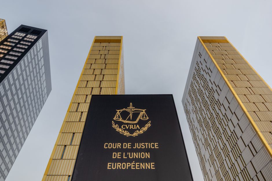 Caz șocant în Elveția: părinți nevinovați după 599 de zile de detenție