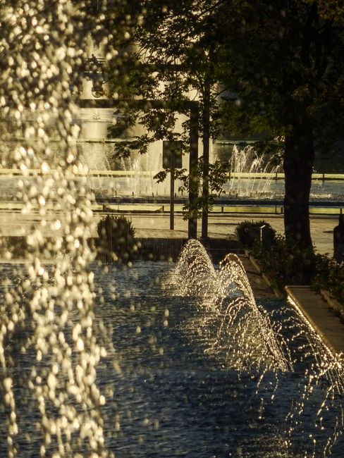 Descoperă noua fântână arteziană din Parcul Corvinul din Hunedoara