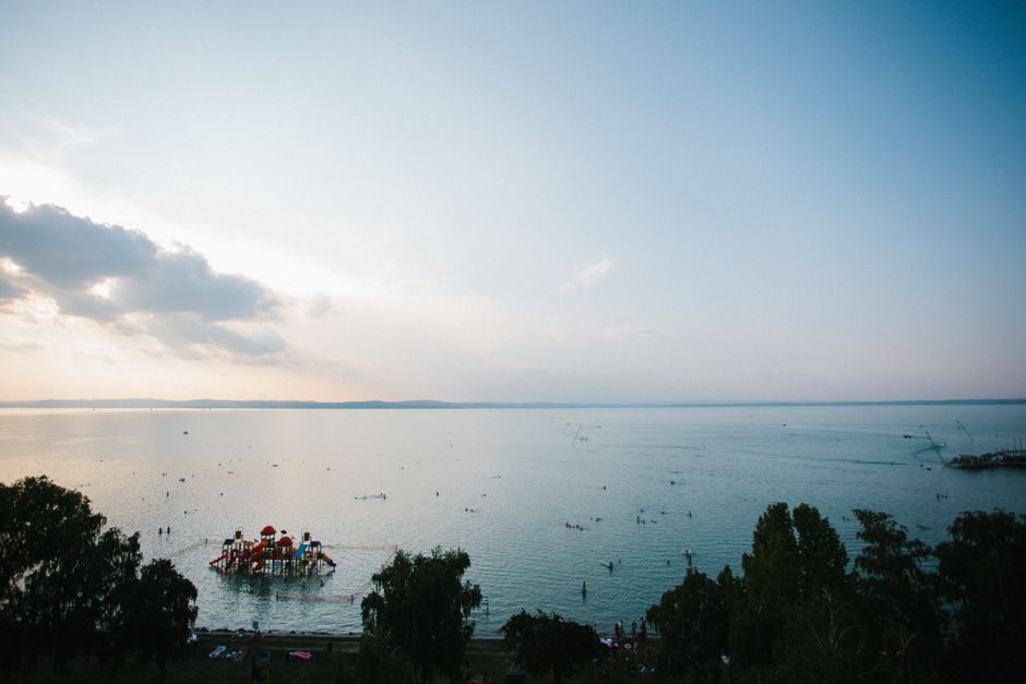 De ce Lacul Balaton devine destinația preferată a verii în Europa Centrală