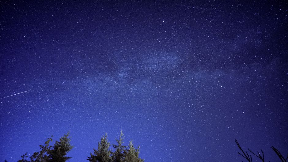 Spectacolul cosmic al verii: unde să vezi perseidele în Sibiu