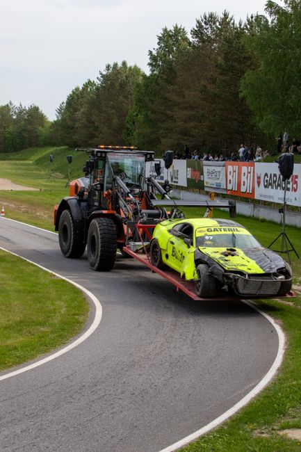 Accident devastator pe A7: patru victime, inclusiv un copil, transportate la spital