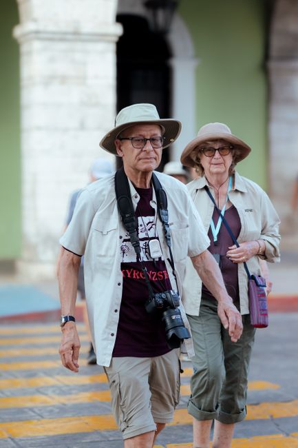 Cele mai frecvente înșelătorii turistice și cum să te protejezi