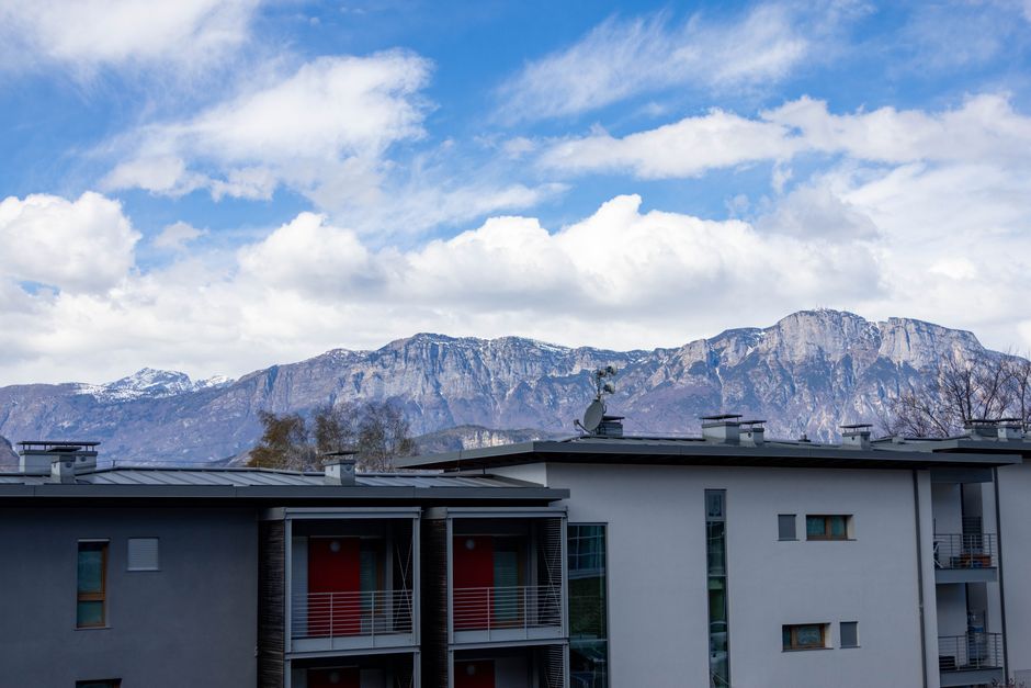 Apartament cu vedere la Dolomiți la prețul unei mașini: detalii surprinzătoare