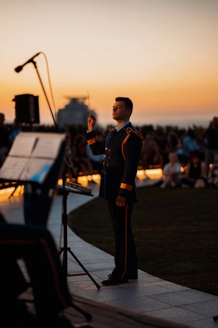 Descoperă magia muzicii la Preluca Sunray: un concert de neuitat