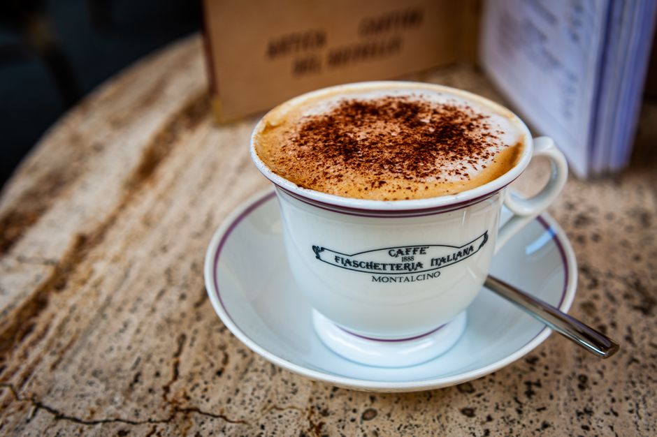 De ce cappuccino-ul după prânz te face să pari turist în Italia