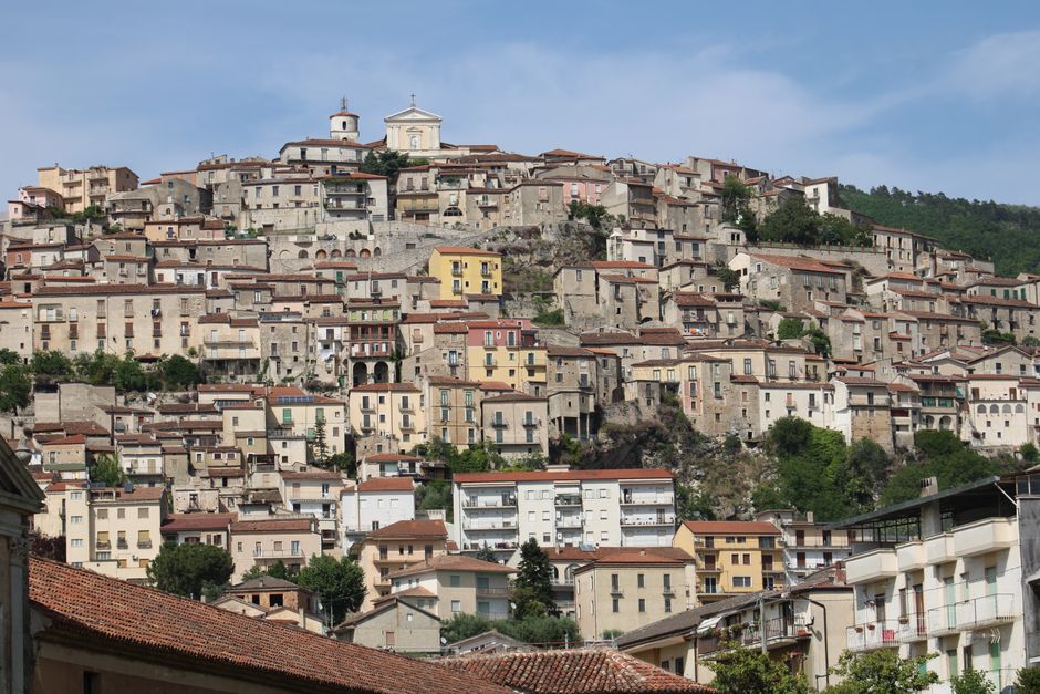 Descoperă cele mai pitorești sate ascunse ale Italiei