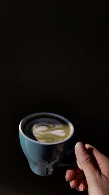 Descoperă matcha latte: băutura care a cucerit lumea cafenelelor