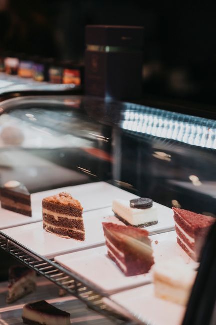 Descoperă deserturile preferate ale românilor: Brașovul și Red Velvet-ul său surprinzător