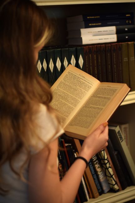 Declin alarmant al cititorilor din bibliotecile sibiene: o criză a lecturii?
