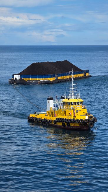 O navă cargo avariată în Marea Neagră: provocări și perspective de salvare