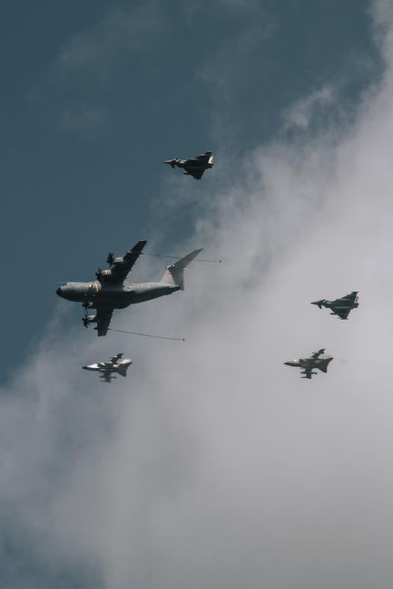 Incident de securitate aeriană: dronă doborâtă de un F-16 românesc în Buzău