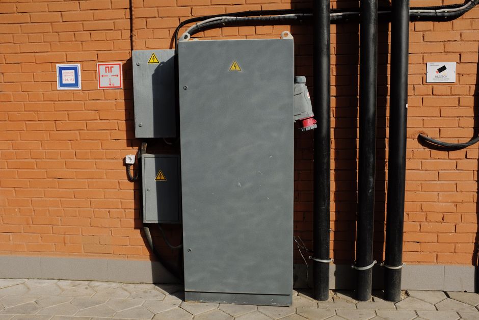Nouă autorizație de construire pentru racordarea instalațiilor de stocare la stația electrică din Pătroaia