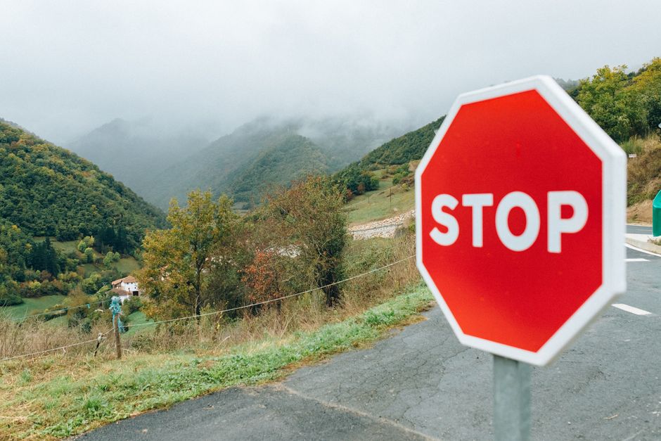 Restricții pe Valea Oltului: circulația TIR-urilor interzisă până la sfârșitul lunii august
