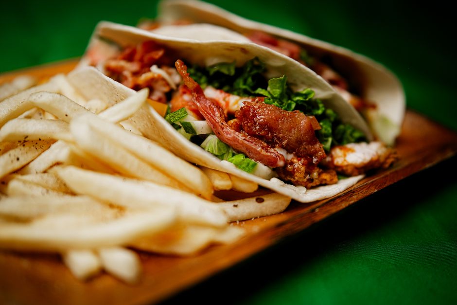 Atenție la salata iceberg: Taco Bell retrage produsul din cauza infecțiilor cu Cyclospora