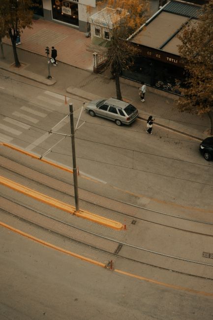 Strada Câmpului din Mintia se închide temporar: Primarul cere soluții pentru trecerea la nivel cu calea ferată