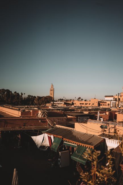 Descoperă farmecul Marrakech-ului: orașul roșu al Marocului