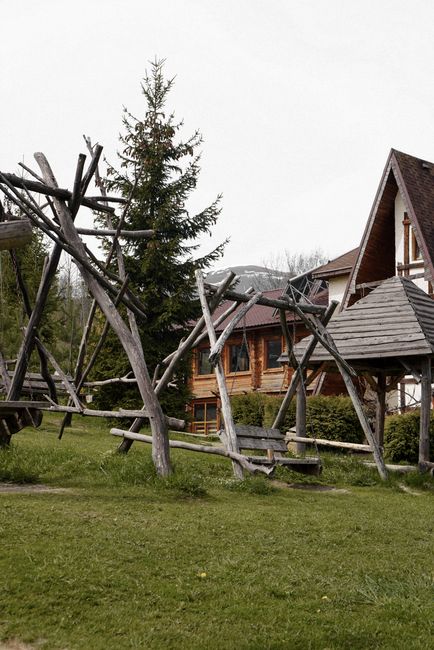 Transformări și noi inițiative turistice în Botiza