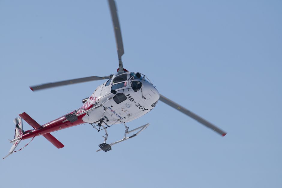 Intervenții spectaculoase ale elicopterului SMURD în Piatra Craiului pentru salvarea a doi turiști