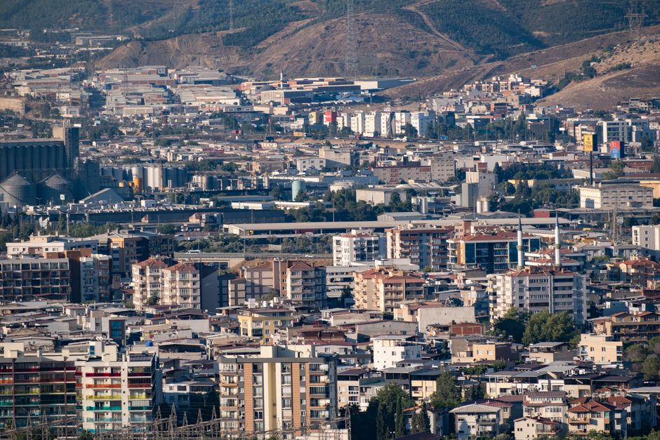 Transformarea fostei fabrici Tehnometalica în centru comercial: detalii esențiale