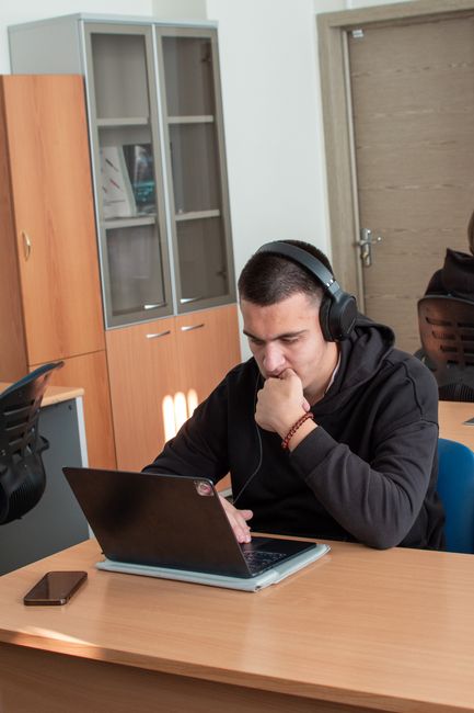 Înscriere la Universitatea Politehnica Timișoara: locuri disponibile pentru studii la distanță și cu frecvență redusă