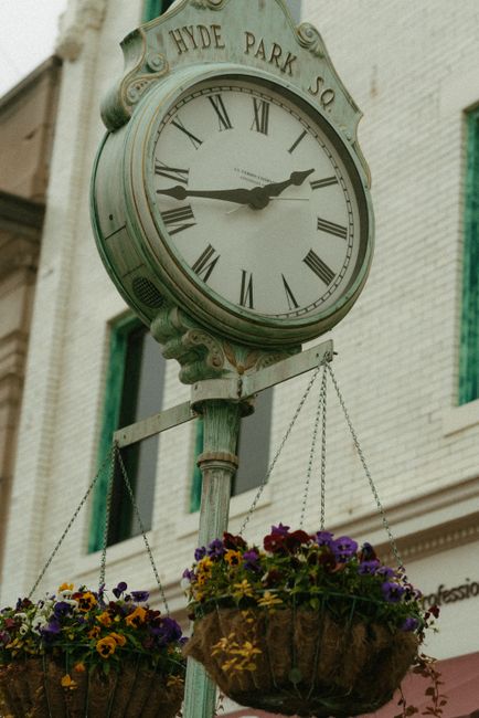 Pitești se mândrește cu cel mai mare ceas floral din România
