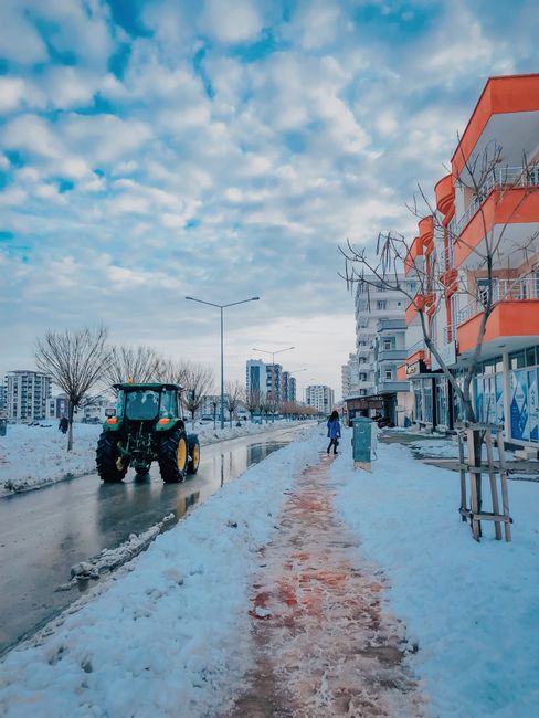 Inovație în deszăpezire: comuna Spermezeu își îmbunătățește infrastructura