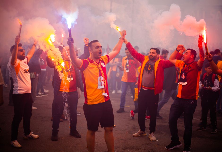 Descindere șocantă la liderul galeriei Galatasaray: averea confiscată de autorități