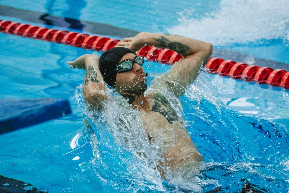 David Popovici: De la debutul în natație la recorduri mondiale impresionante