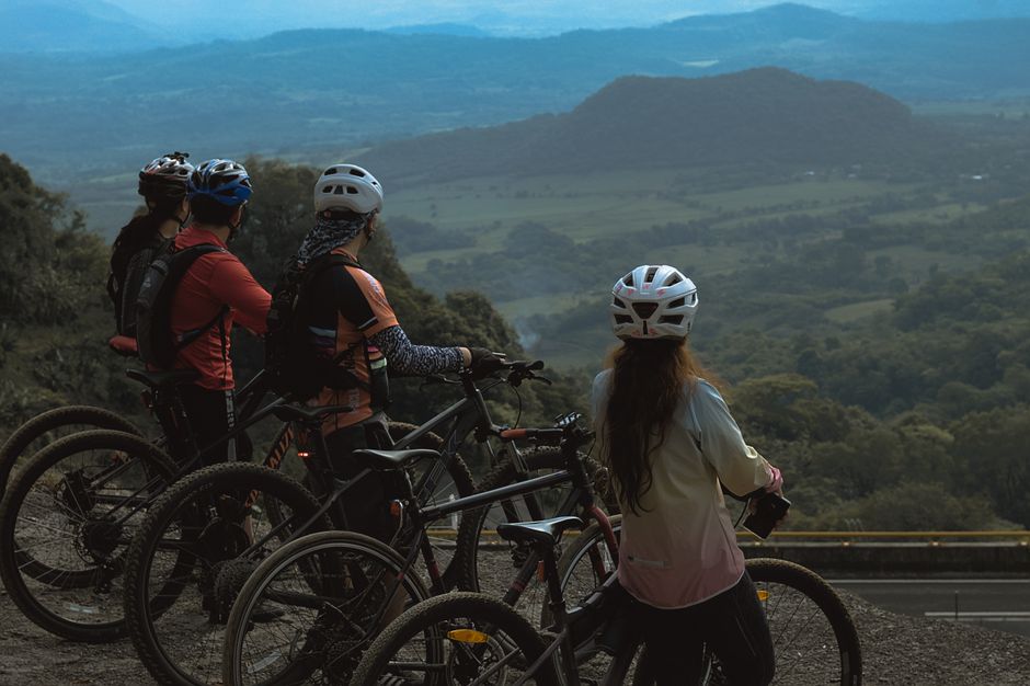 Un nou traseu pentru bicicliști pe urmele mocăniței din Valea Sadului