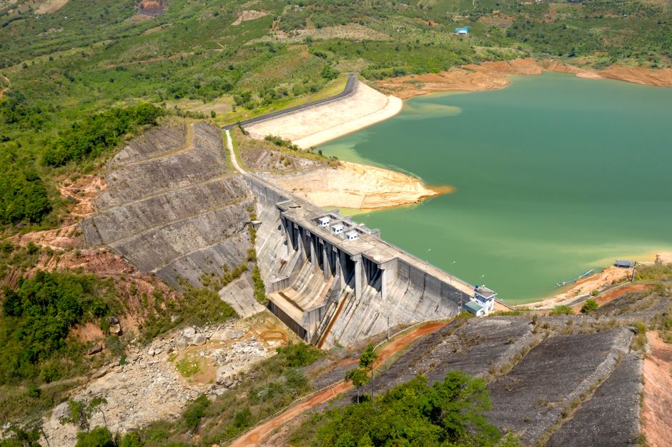 România și provocările energetice: de ce este esențială stocarea energiei