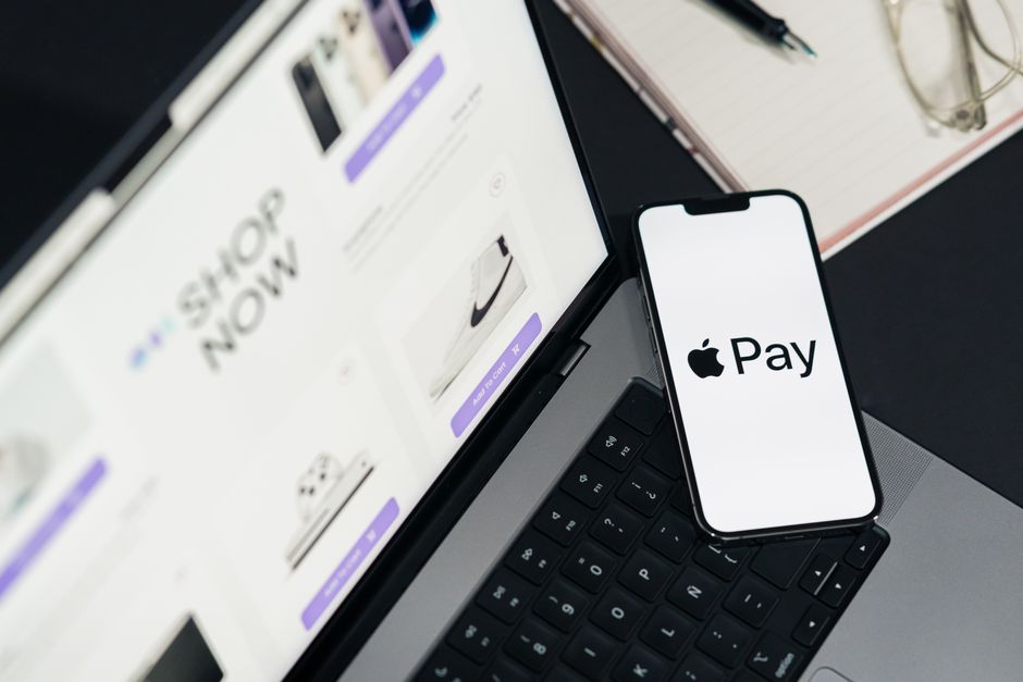 Apple își revizuiește comisioanele pentru aplicațiile de iPhone în Uniunea Europeană