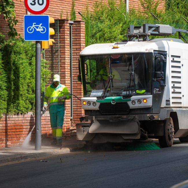 Curățenie pe DN 15: Sângeorgiu de Mureș beneficiază de îmbunătățiri