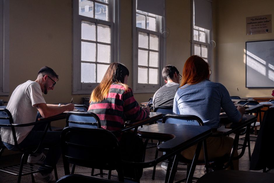 Controverse în jurul admiterii la liceu: posibilitatea amânării examenului separat